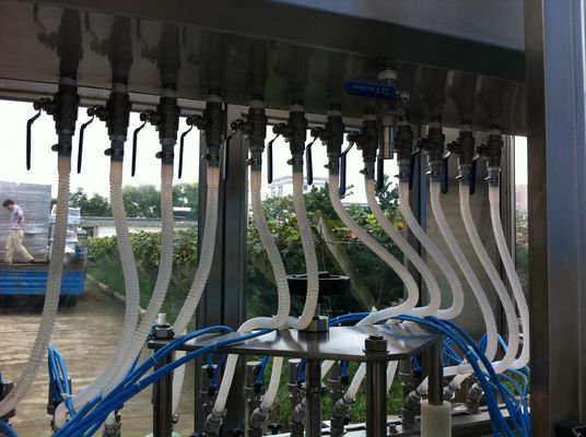 500ml स्वचालित भरने की मशीन 316L कीटाणुनाशक भरने की मशीन