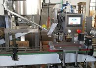 स्टेनलेस स्टील स्क्वायर स्वचालित स्क्रू कैपिंग मशीन 500 मिलीलीटर बीयर बोतल कैप मशीन